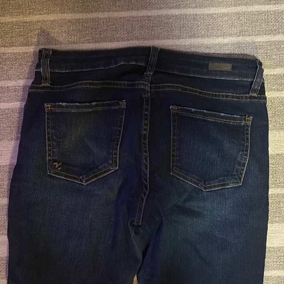 Kut Distressed Blue Jeans - Picture 3 of 3